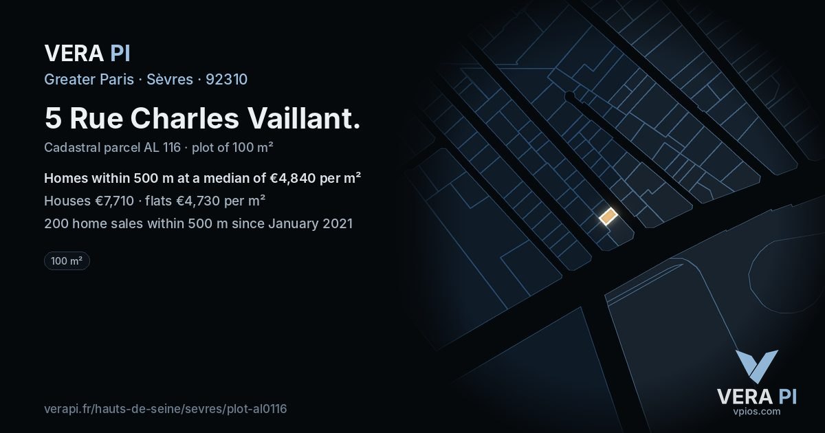 5 Rue Charles Vaillant, Sèvres at night – the plot lit, the parcels around coloured by the prices near them
