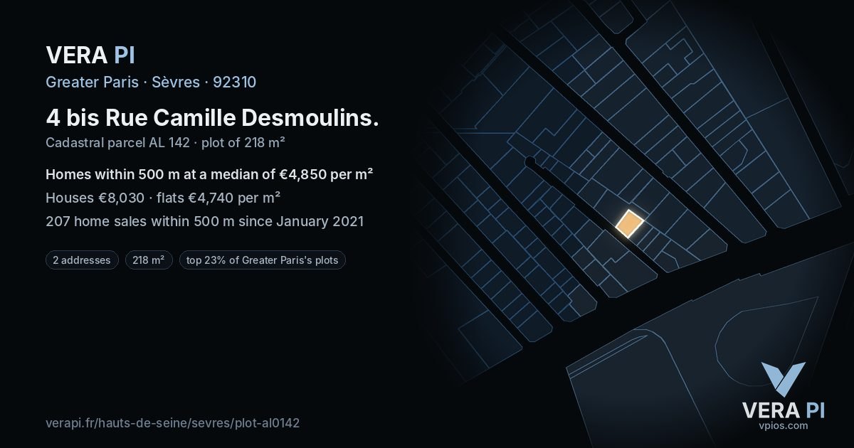 4 bis Rue Camille Desmoulins, Sèvres at night – the plot lit, the parcels around coloured by the prices near them