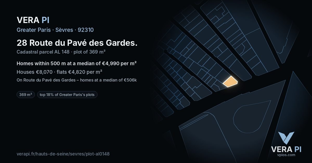 28 Route du Pavé des Gardes, Sèvres at night – the plot lit, the parcels around coloured by the prices near them