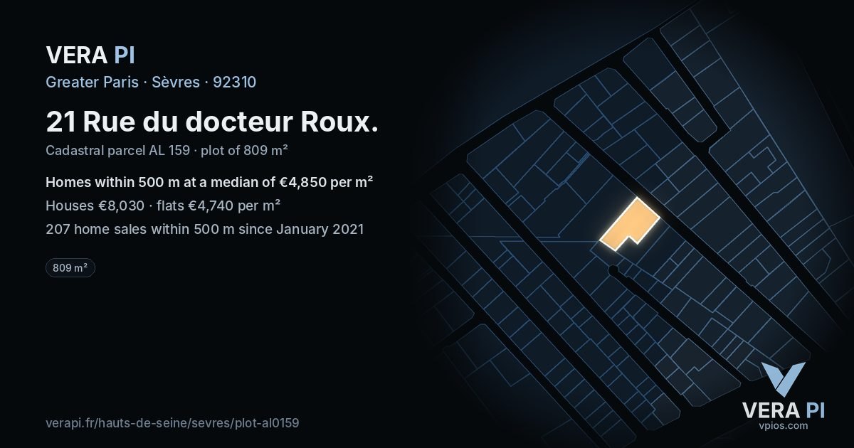 21 Rue du docteur Roux, Sèvres at night – the plot lit, the parcels around coloured by the prices near them