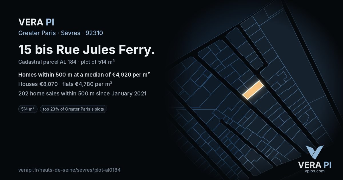 15 bis Rue Jules Ferry, Sèvres at night – the plot lit, the parcels around coloured by the prices near them
