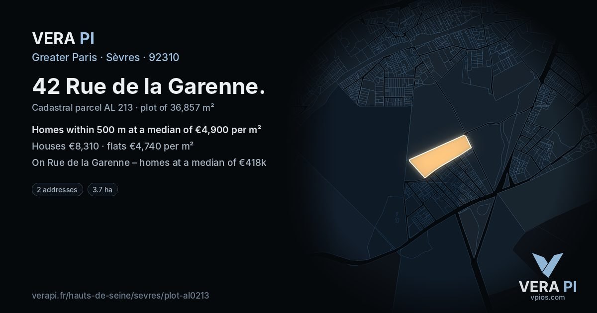 42 Rue de la Garenne, Sèvres at night – the plot lit, the parcels around coloured by the prices near them