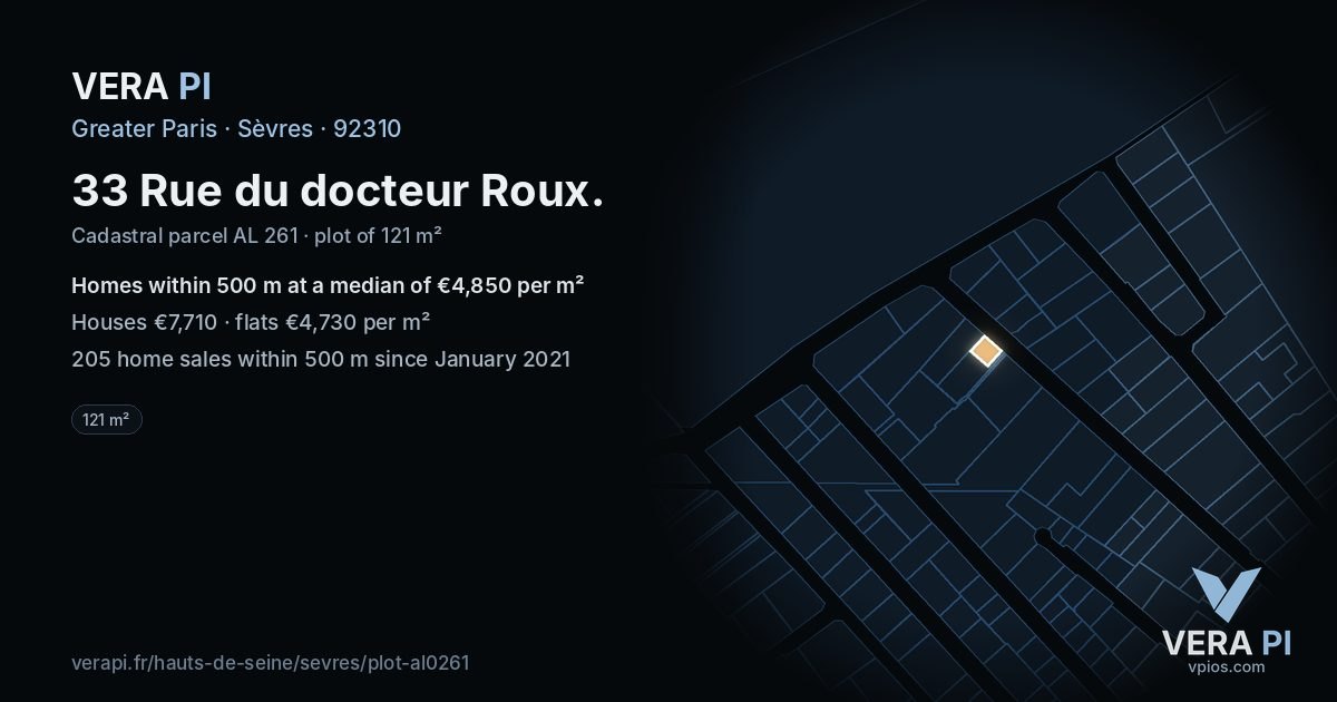 33 Rue du docteur Roux, Sèvres at night – the plot lit, the parcels around coloured by the prices near them