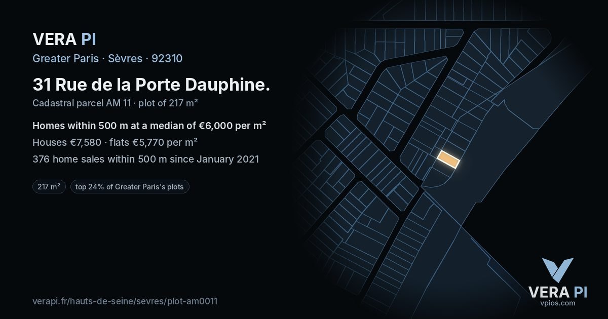 31 Rue de la Porte Dauphine, Sèvres at night – the plot lit, the parcels around coloured by the prices near them