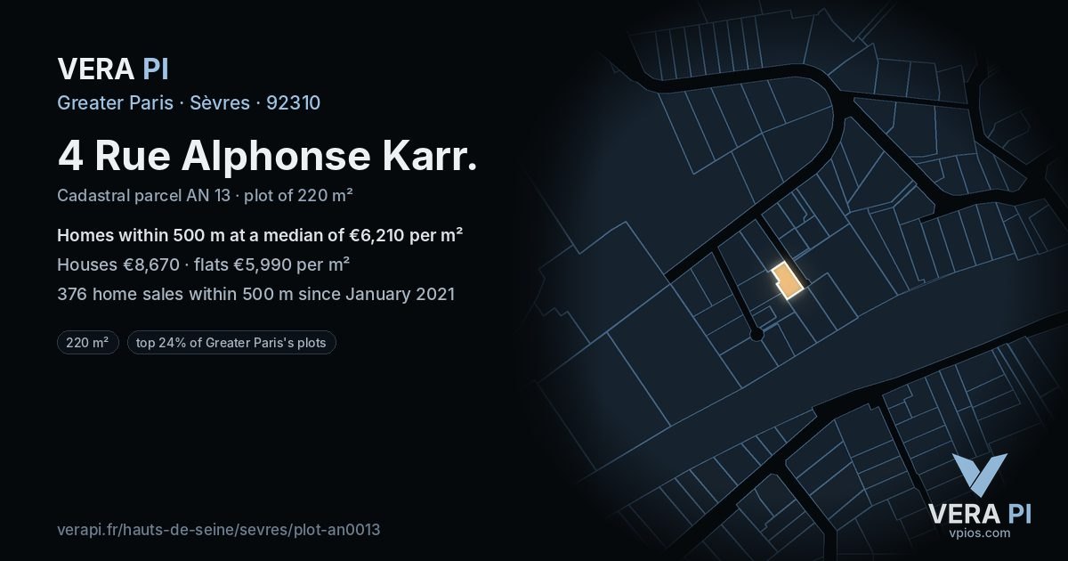 4 Rue Alphonse Karr, Sèvres at night – the plot lit, the parcels around coloured by the prices near them