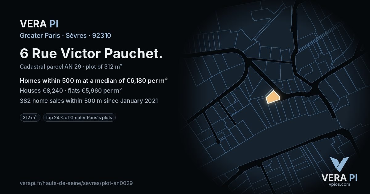 6 Rue Victor Pauchet, Sèvres at night – the plot lit, the parcels around coloured by the prices near them
