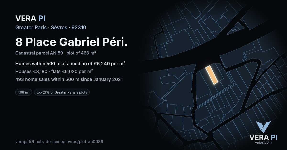 8 Place Gabriel Péri, Sèvres at night – the plot lit, the parcels around coloured by the prices near them