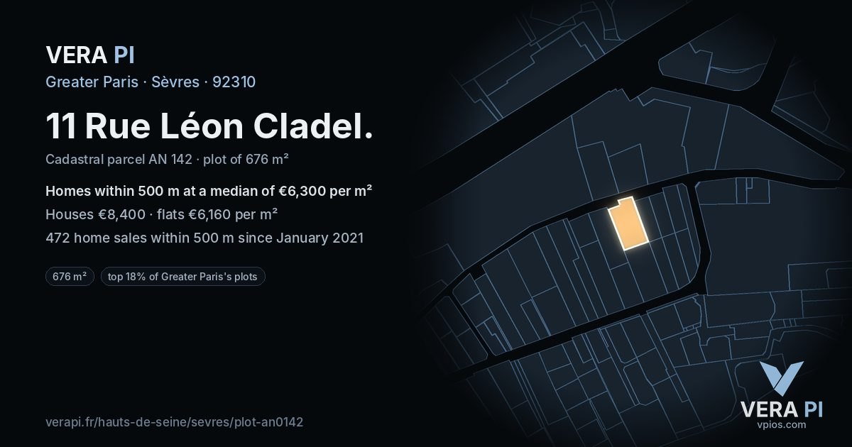 11 Rue Léon Cladel, Sèvres at night – the plot lit, the parcels around coloured by the prices near them