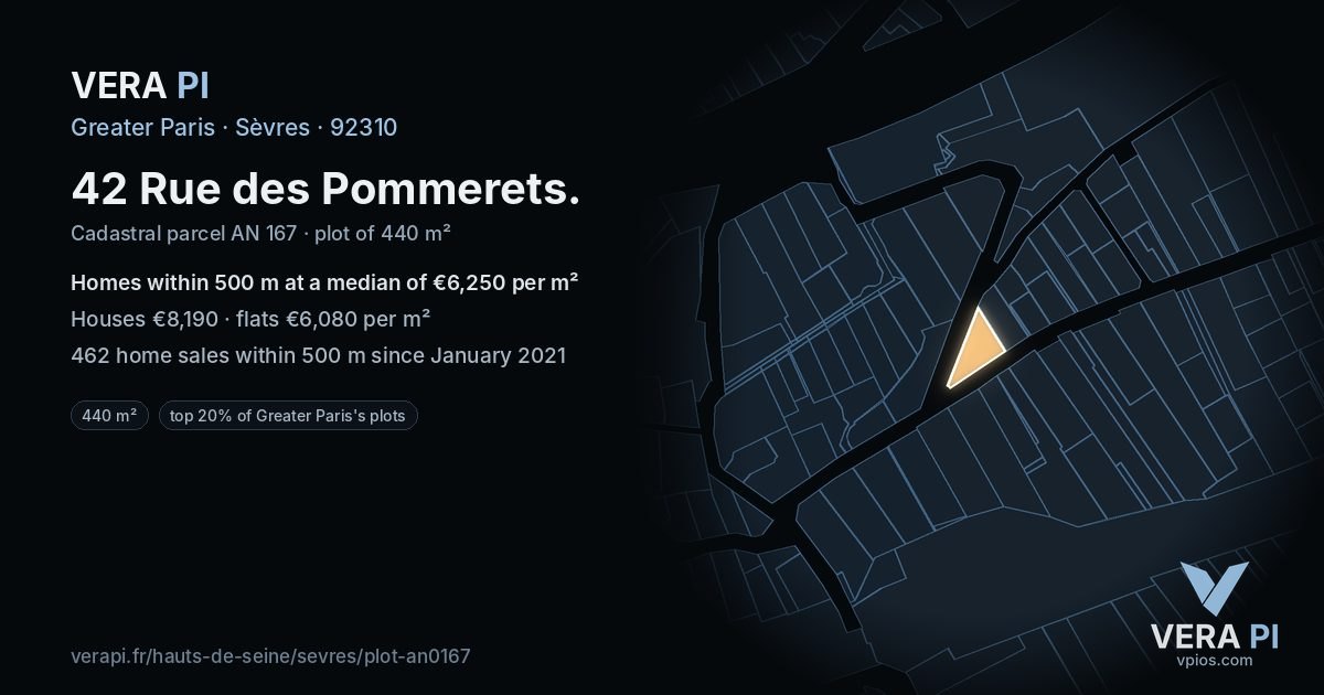 42 Rue des Pommerets, Sèvres at night – the plot lit, the parcels around coloured by the prices near them