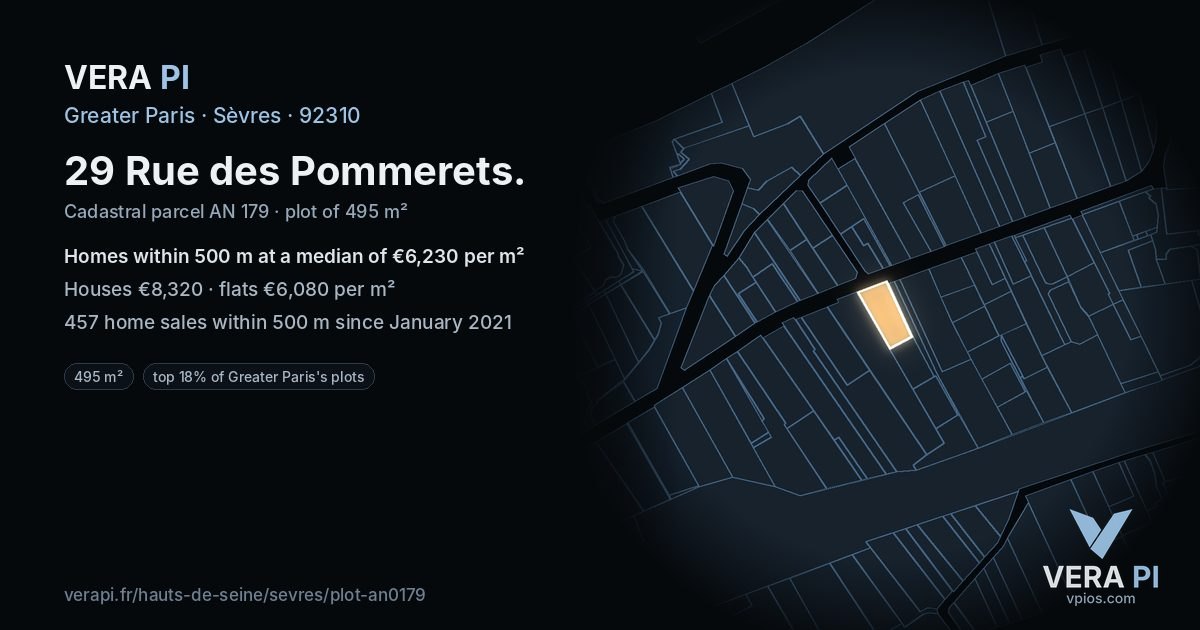 29 Rue des Pommerets, Sèvres at night – the plot lit, the parcels around coloured by the prices near them