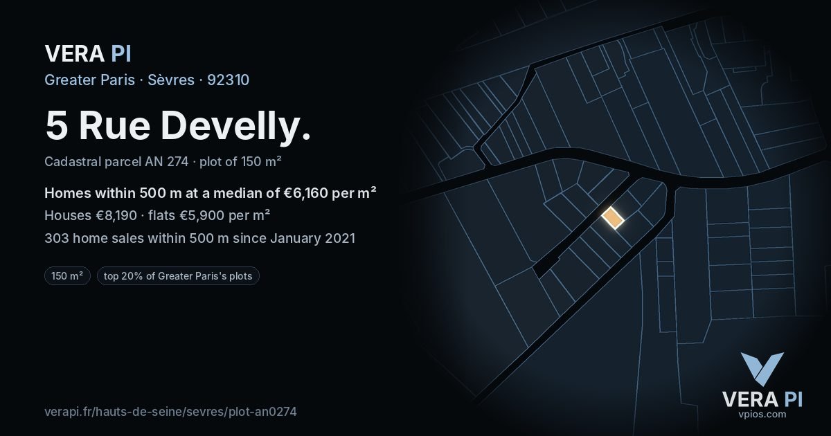 5 Rue Develly, Sèvres at night – the plot lit, the parcels around coloured by the prices near them