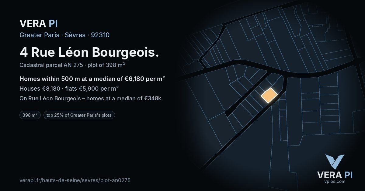 4 Rue Léon Bourgeois, Sèvres at night – the plot lit, the parcels around coloured by the prices near them