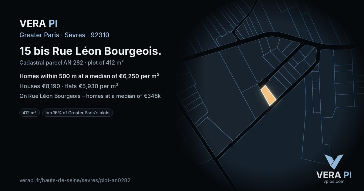 15 bis Rue Léon Bourgeois, Sèvres at night – the plot lit, the parcels around coloured by the prices near them