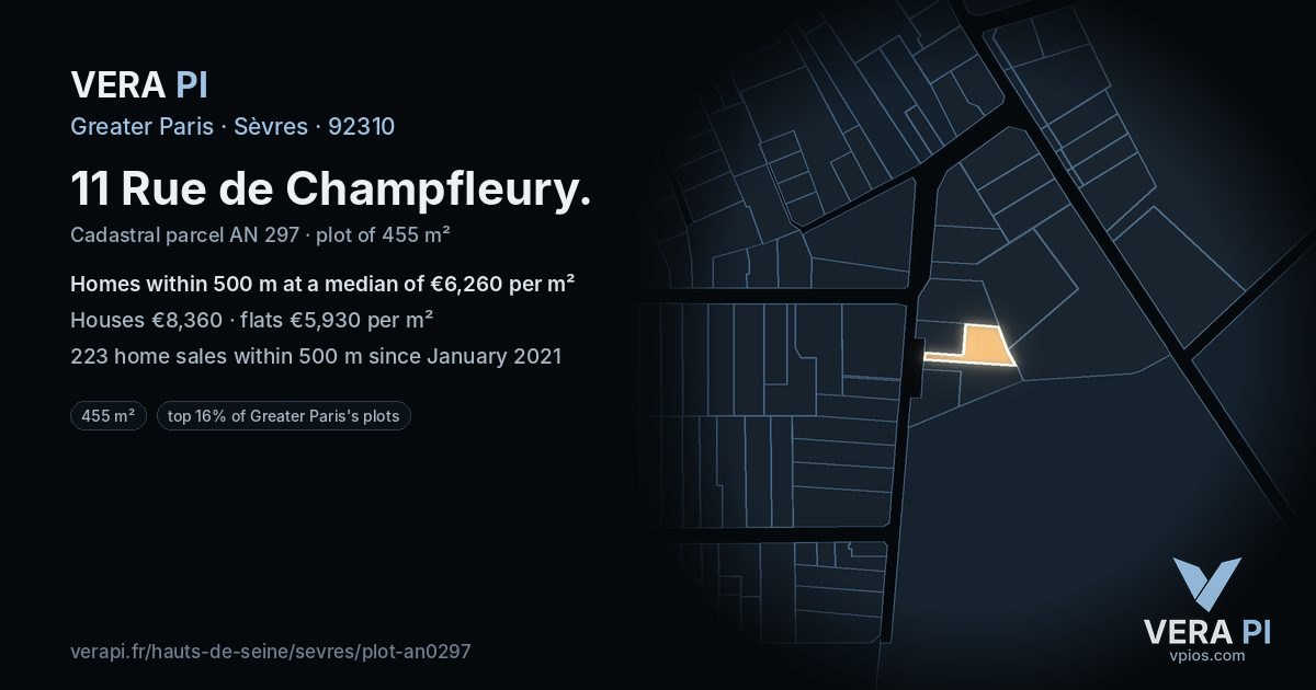 11 Rue de Champfleury, Sèvres at night – the plot lit, the parcels around coloured by the prices near them