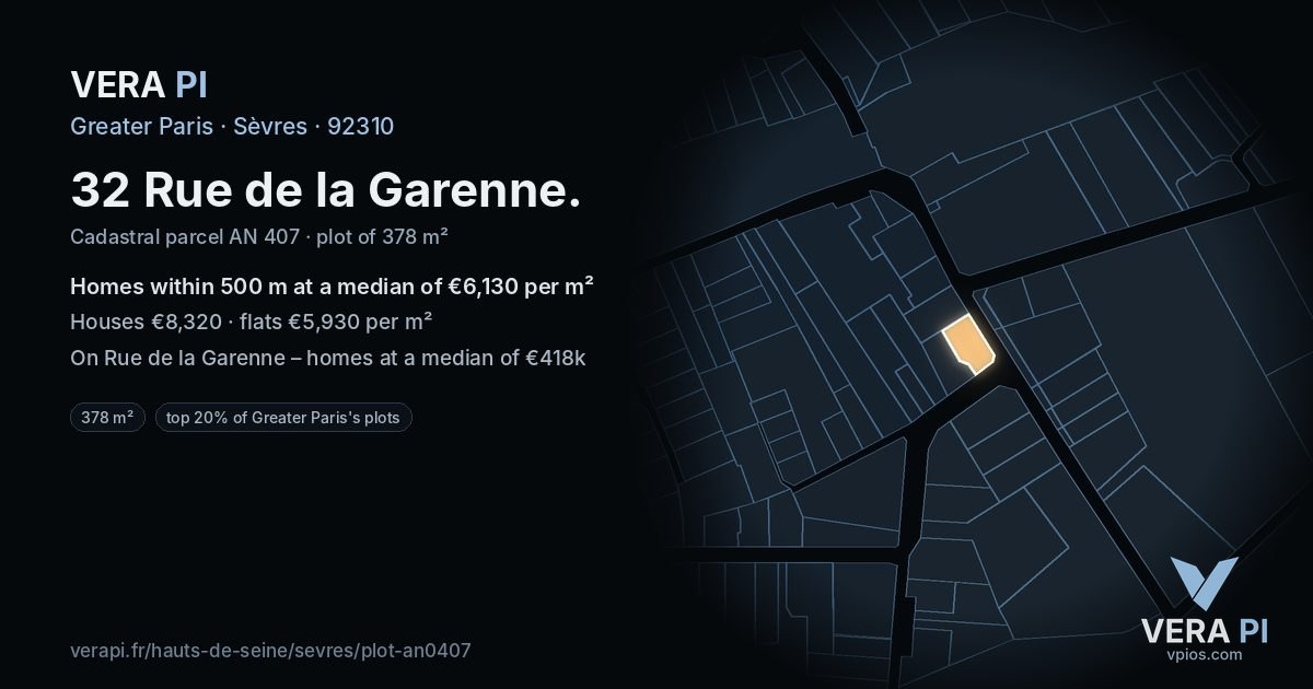 32 Rue de la Garenne, Sèvres at night – the plot lit, the parcels around coloured by the prices near them
