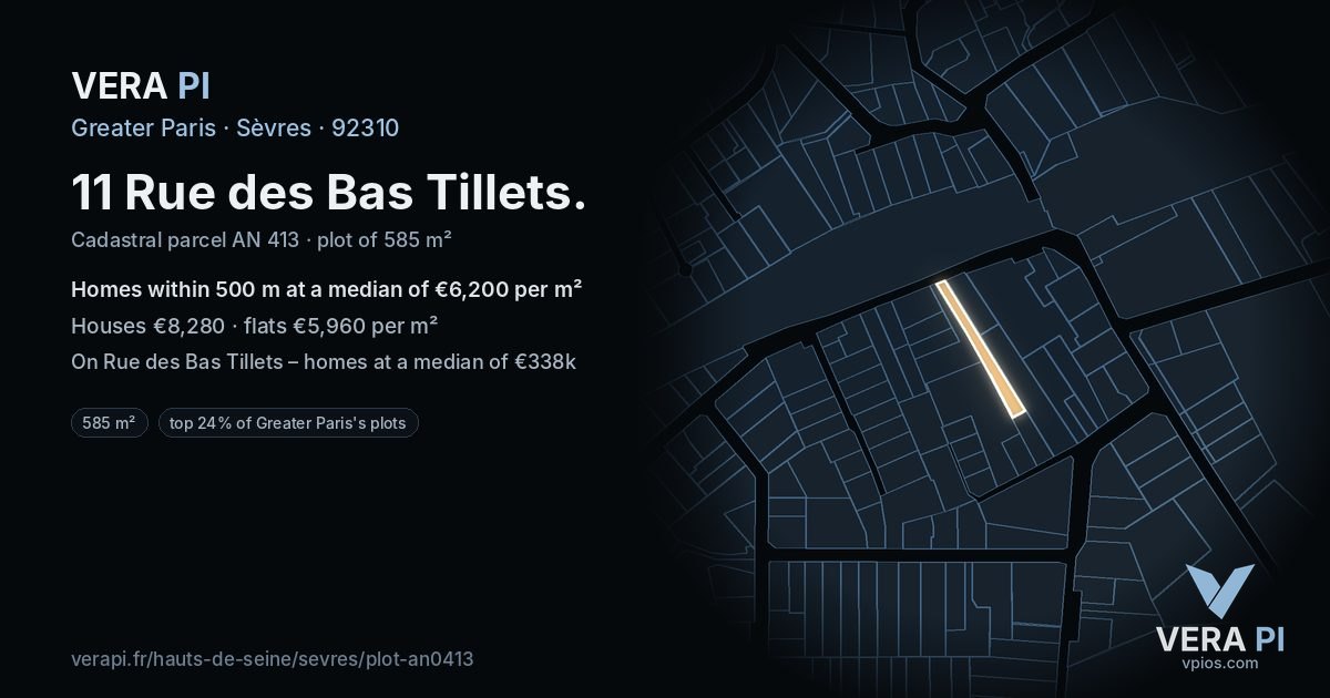 11 Rue des Bas Tillets, Sèvres at night – the plot lit, the parcels around coloured by the prices near them