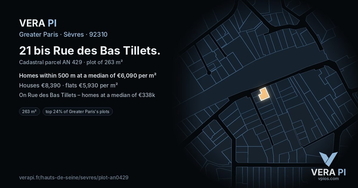 21 bis Rue des Bas Tillets, Sèvres at night – the plot lit, the parcels around coloured by the prices near them