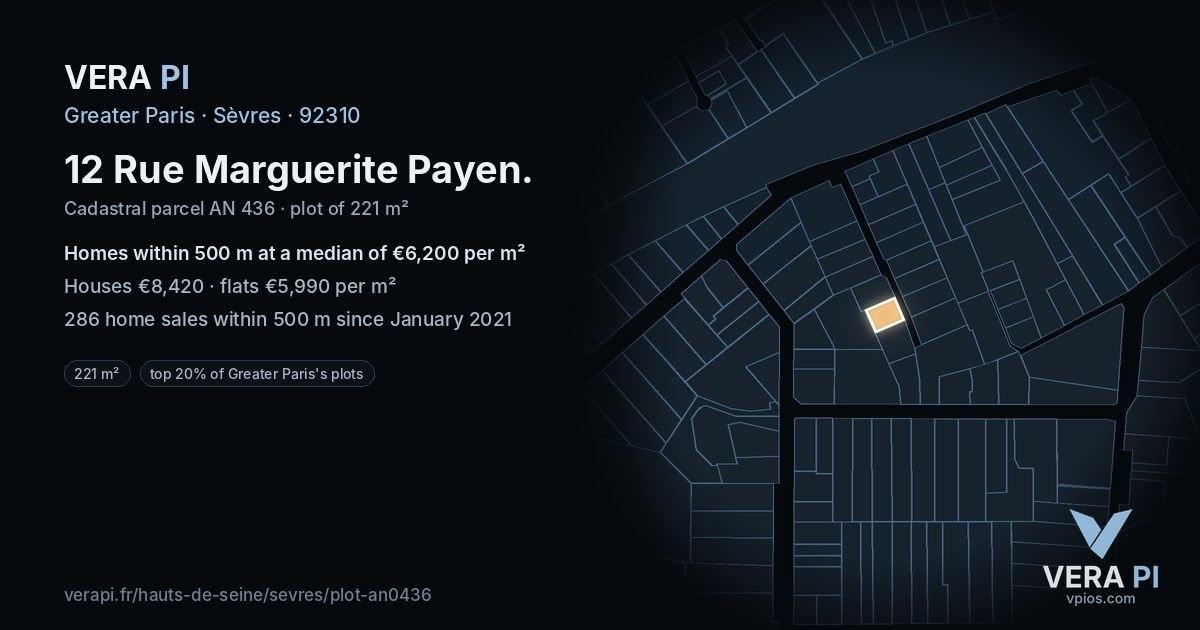 12 Rue Marguerite Payen, Sèvres at night – the plot lit, the parcels around coloured by the prices near them