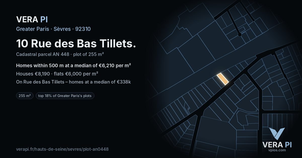 10 Rue des Bas Tillets, Sèvres at night – the plot lit, the parcels around coloured by the prices near them