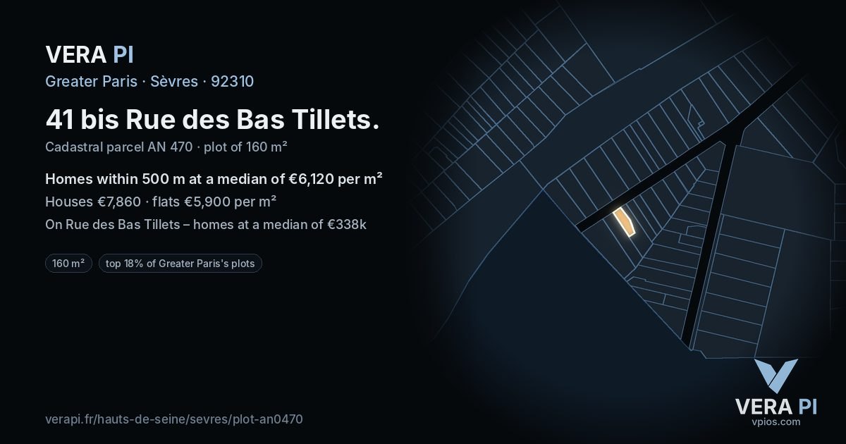 41 bis Rue des Bas Tillets, Sèvres at night – the plot lit, the parcels around coloured by the prices near them