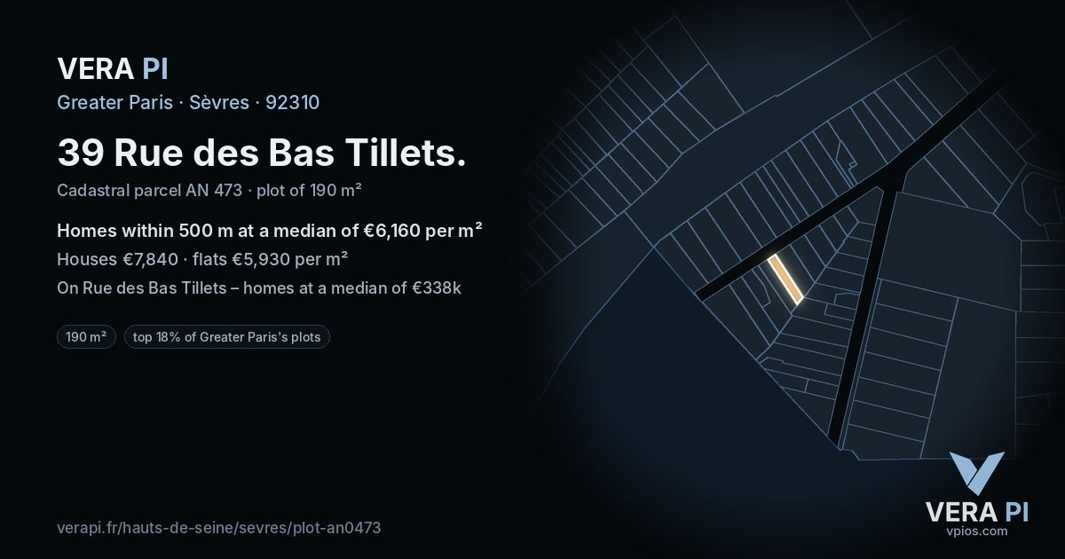 39 Rue des Bas Tillets, Sèvres at night – the plot lit, the parcels around coloured by the prices near them