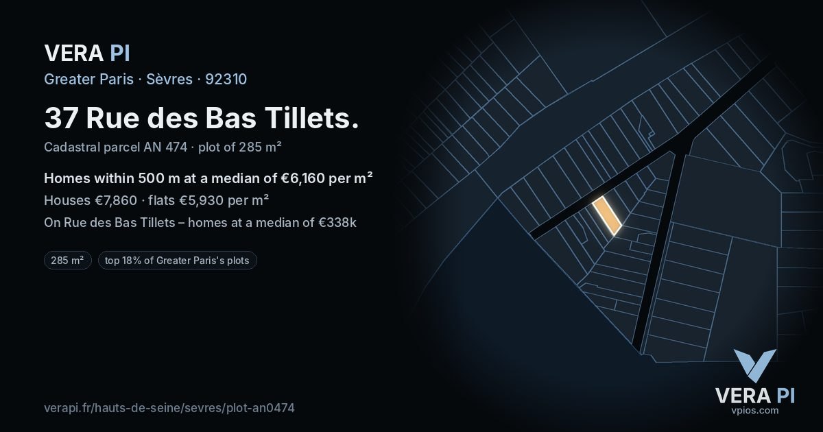 37 Rue des Bas Tillets, Sèvres at night – the plot lit, the parcels around coloured by the prices near them