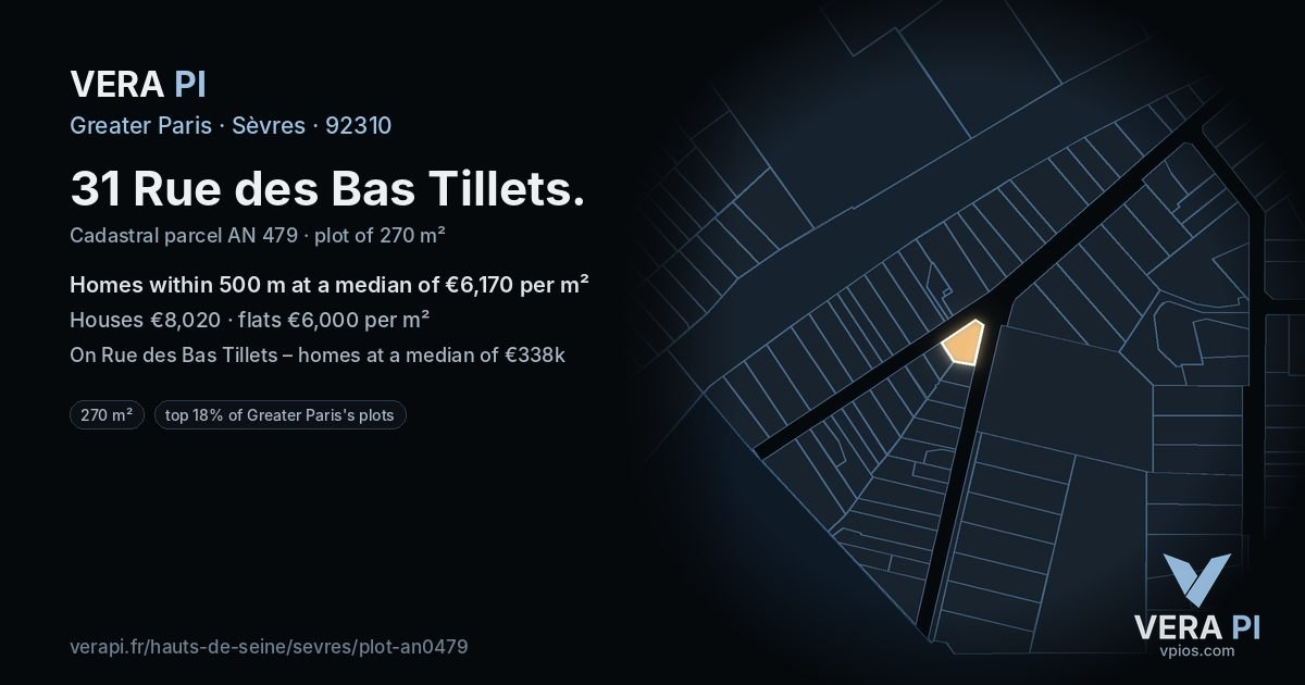 31 Rue des Bas Tillets, Sèvres at night – the plot lit, the parcels around coloured by the prices near them