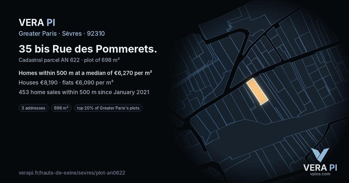 35 bis Rue des Pommerets, Sèvres at night – the plot lit, the parcels around coloured by the prices near them
