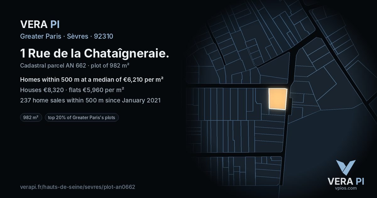 1 Rue de la Chataîgneraie, Sèvres at night – the plot lit, the parcels around coloured by the prices near them