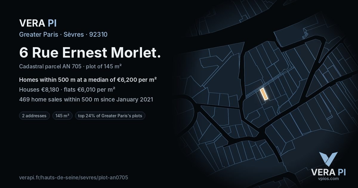 6 Rue Ernest Morlet, Sèvres at night – the plot lit, the parcels around coloured by the prices near them