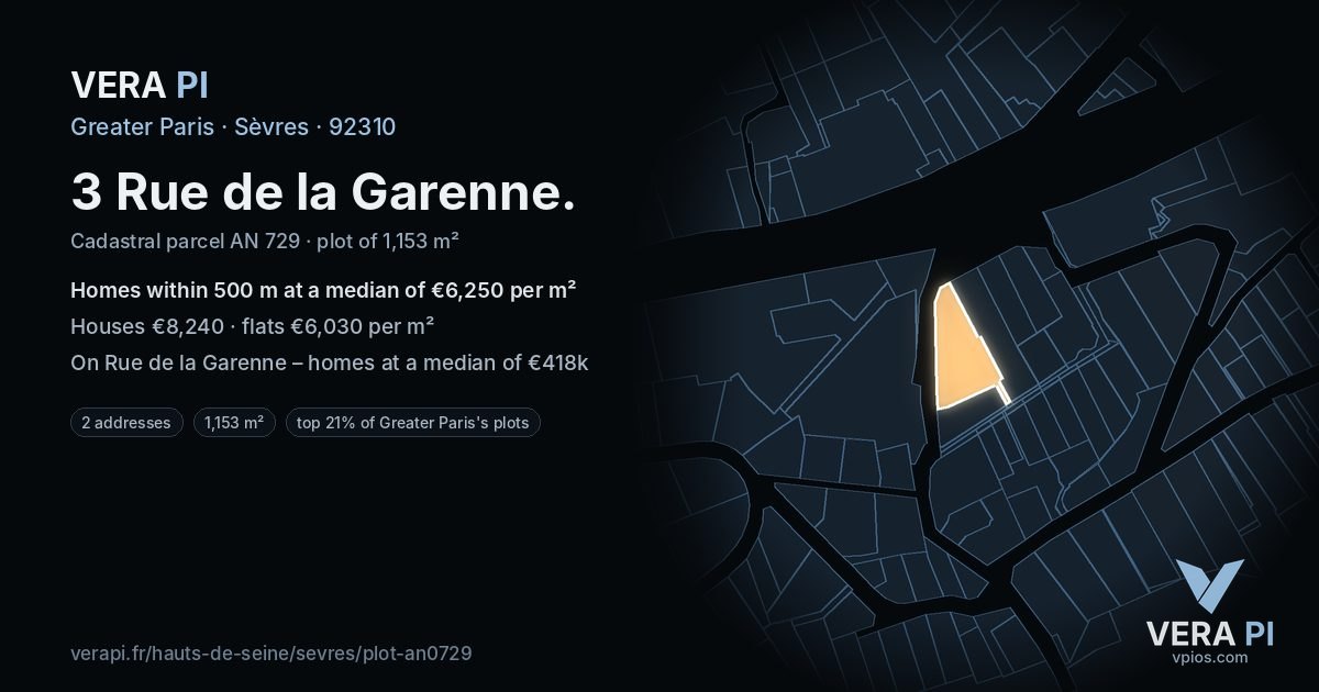 3 Rue de la Garenne, Sèvres at night – the plot lit, the parcels around coloured by the prices near them