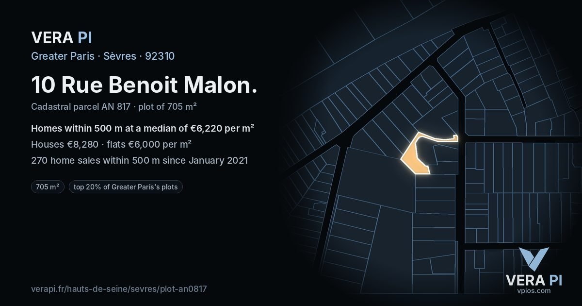 10 Rue Benoit Malon, Sèvres at night – the plot lit, the parcels around coloured by the prices near them