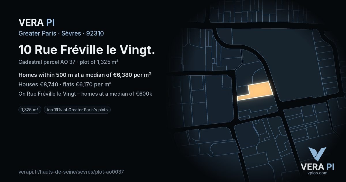 10 Rue Fréville le Vingt, Sèvres at night – the plot lit, the parcels around coloured by the prices near them