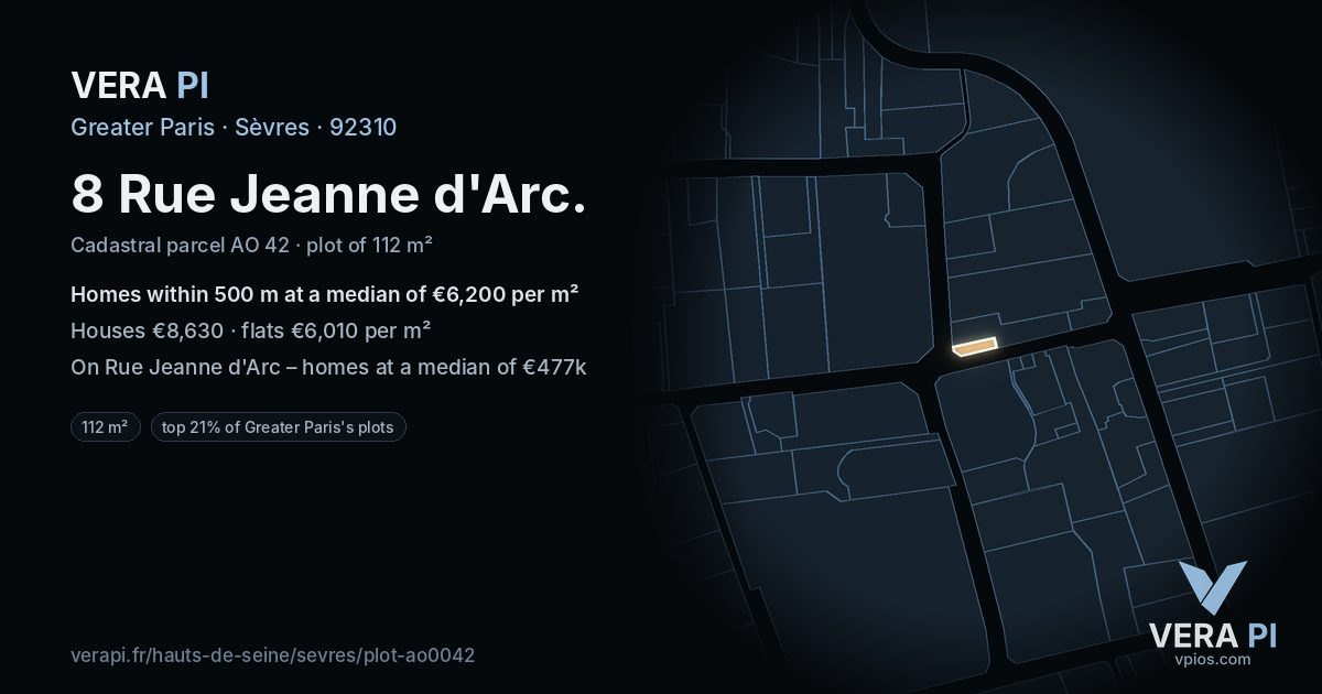 8 Rue Jeanne d'Arc, Sèvres at night – the plot lit, the parcels around coloured by the prices near them