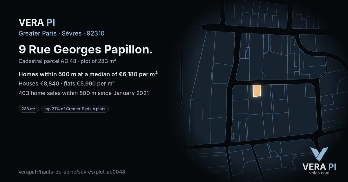 9 Rue Georges Papillon, Sèvres at night – the plot lit, the parcels around coloured by the prices near them