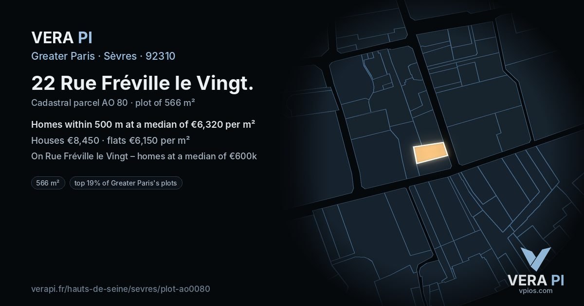 22 Rue Fréville le Vingt, Sèvres at night – the plot lit, the parcels around coloured by the prices near them