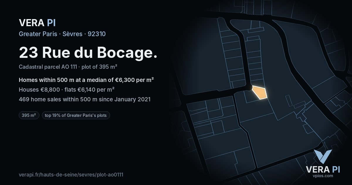 23 Rue du Bocage, Sèvres at night – the plot lit, the parcels around coloured by the prices near them