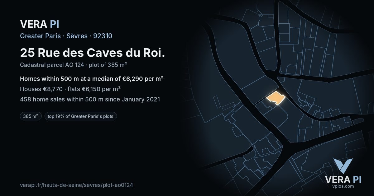 25 Rue des Caves du Roi, Sèvres at night – the plot lit, the parcels around coloured by the prices near them