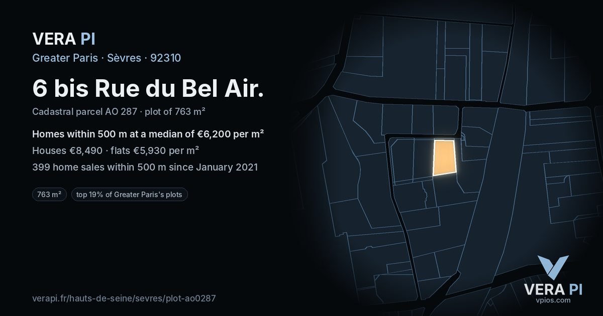 6 bis Rue du Bel Air, Sèvres at night – the plot lit, the parcels around coloured by the prices near them