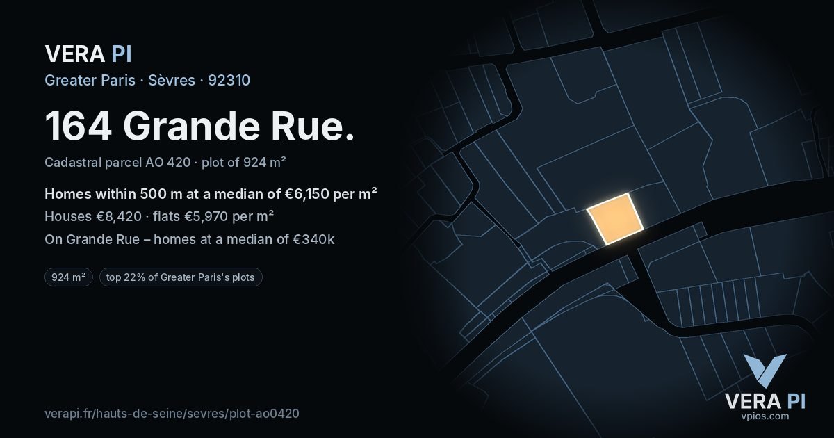 164 Grande Rue, Sèvres at night – the plot lit, the parcels around coloured by the prices near them