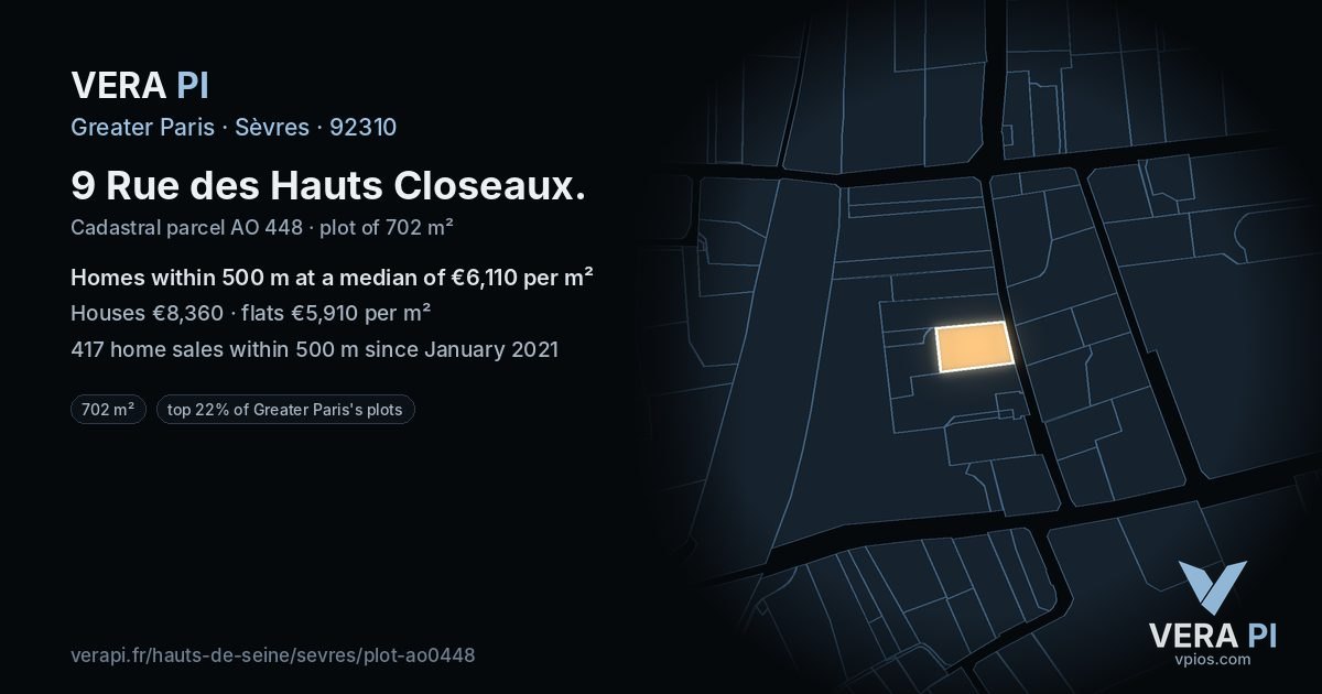 9 Rue des Hauts Closeaux, Sèvres at night – the plot lit, the parcels around coloured by the prices near them