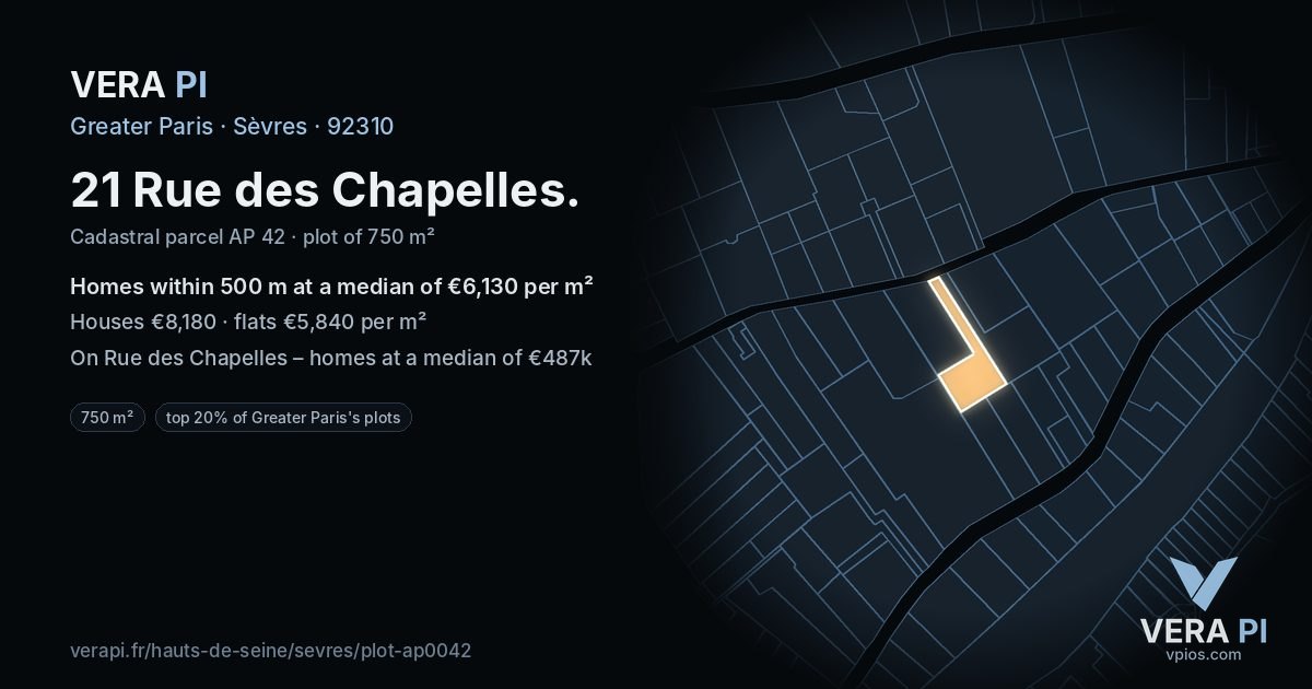21 Rue des Chapelles, Sèvres at night – the plot lit, the parcels around coloured by the prices near them