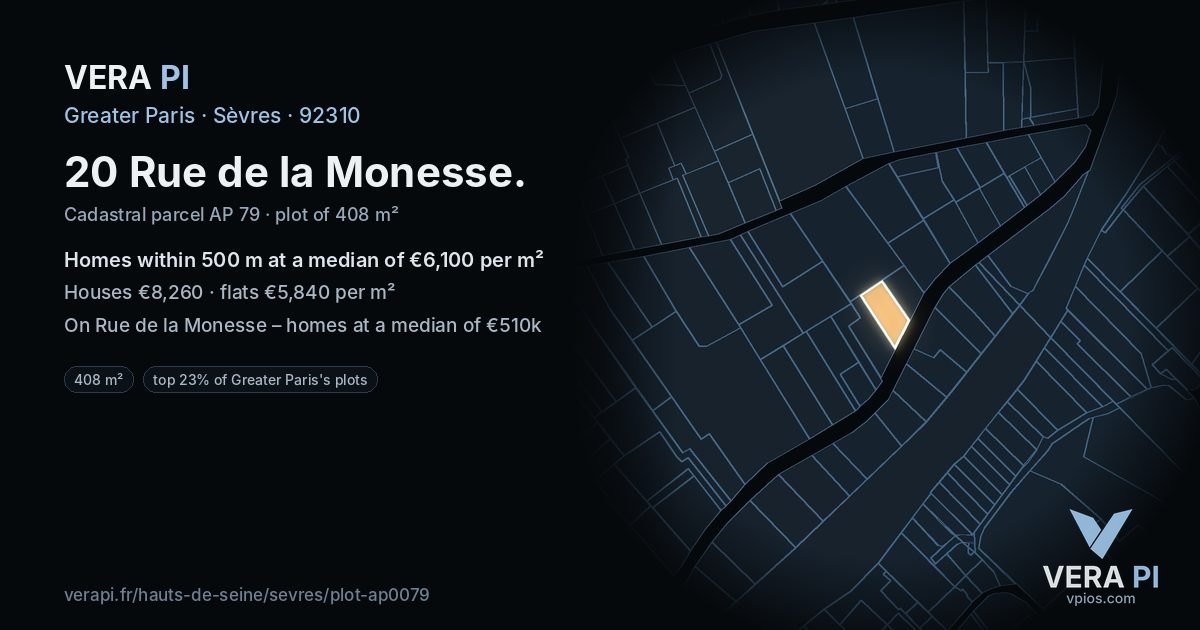 20 Rue de la Monesse, Sèvres at night – the plot lit, the parcels around coloured by the prices near them