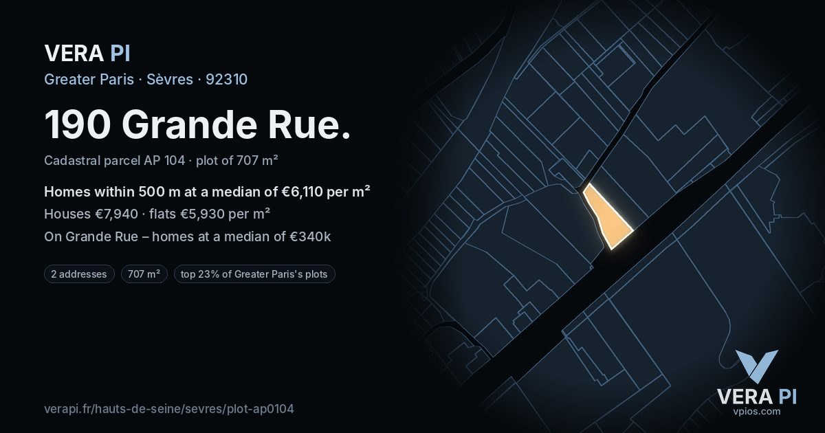 190 Grande Rue, Sèvres at night – the plot lit, the parcels around coloured by the prices near them
