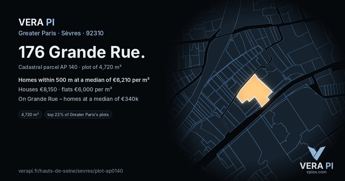176 Grande Rue, Sèvres at night – the plot lit, the parcels around coloured by the prices near them