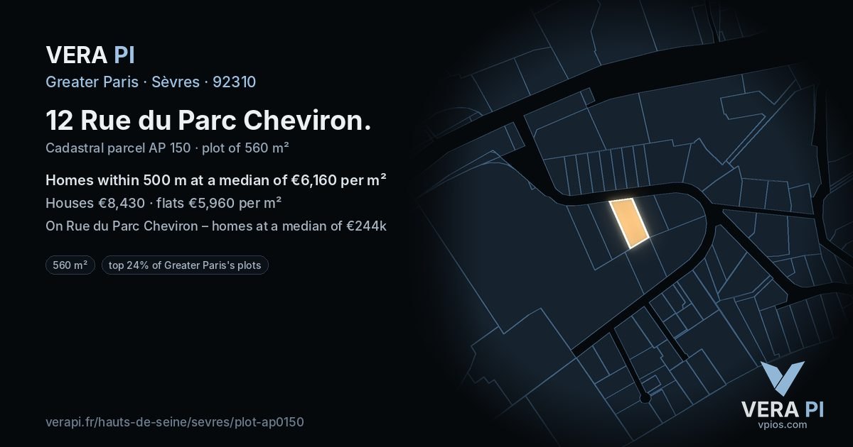 12 Rue du Parc Cheviron, Sèvres at night – the plot lit, the parcels around coloured by the prices near them