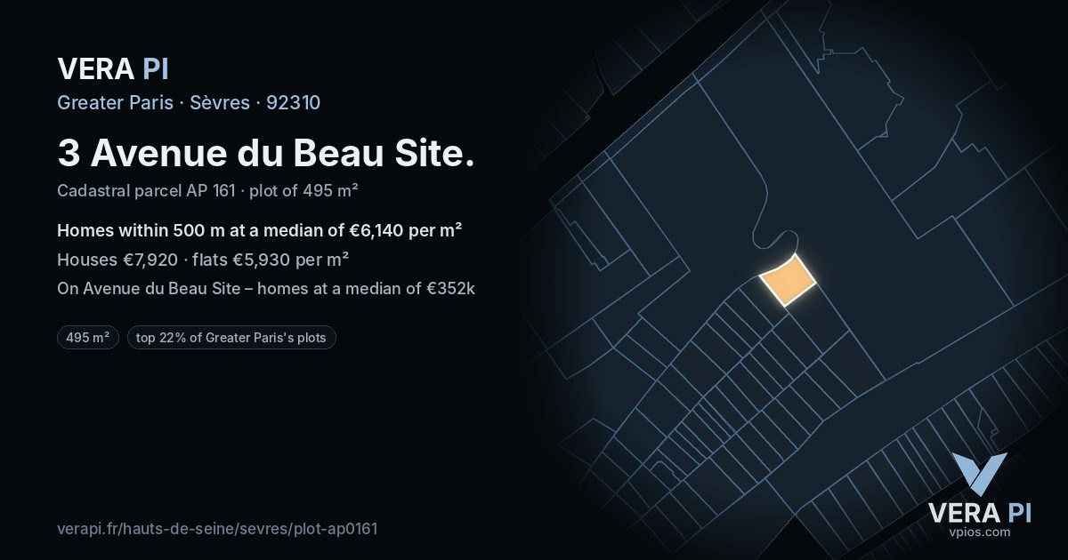 3 Avenue du Beau Site, Sèvres at night – the plot lit, the parcels around coloured by the prices near them
