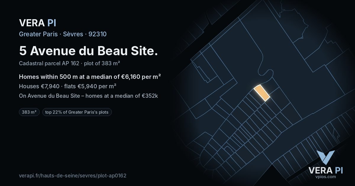 5 Avenue du Beau Site, Sèvres at night – the plot lit, the parcels around coloured by the prices near them