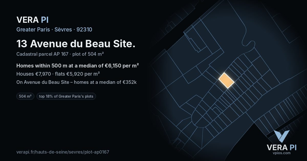 13 Avenue du Beau Site, Sèvres at night – the plot lit, the parcels around coloured by the prices near them
