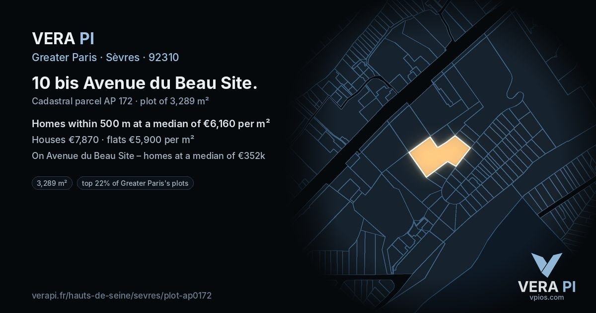 10 bis Avenue du Beau Site, Sèvres at night – the plot lit, the parcels around coloured by the prices near them